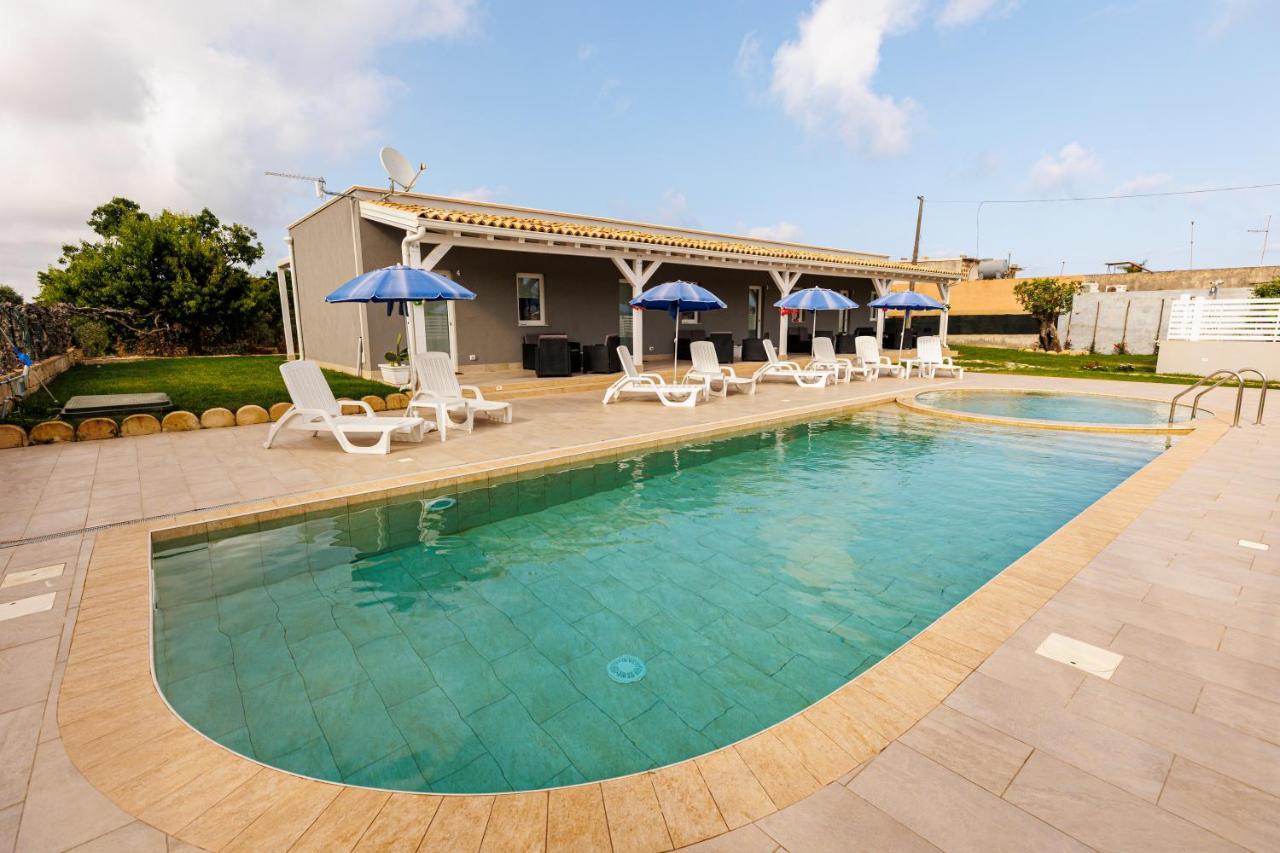 Aparthotel Perladelmare Avola Esterno foto